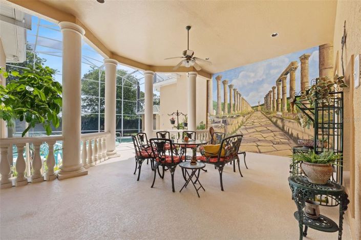 Image No.68-5 Bed Property for sale