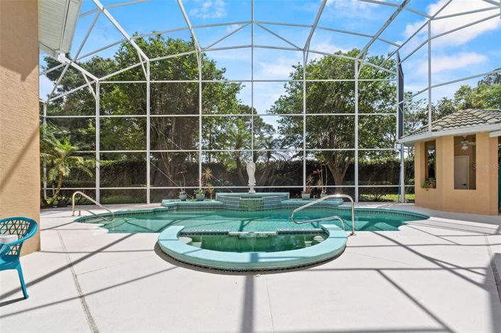 Image No.71-5 Bed Property for sale