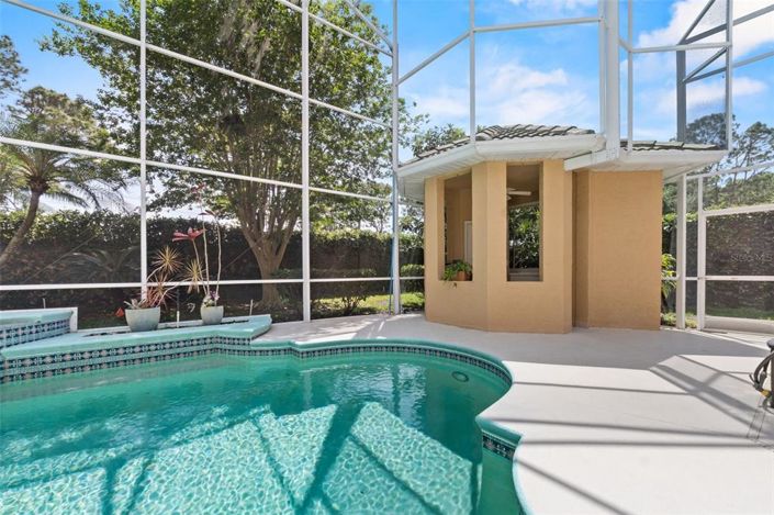 Image No.75-5 Bed Property for sale