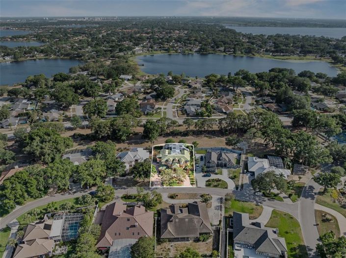 Image No.81-5 Bed Property for sale