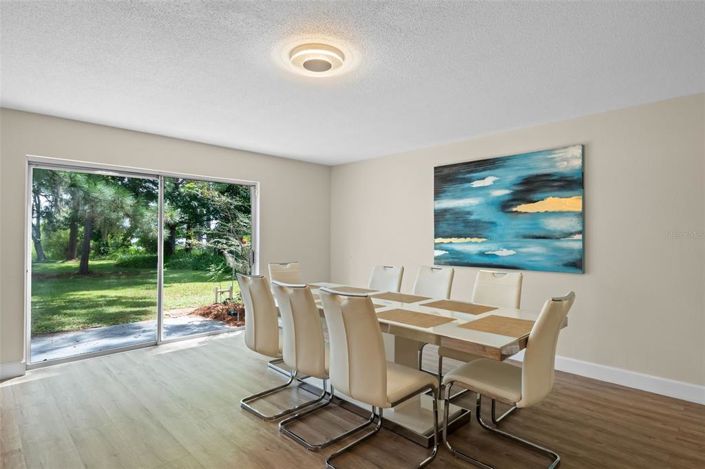 Image No.14-Propriété de 4 chambres à vendre à Orlando