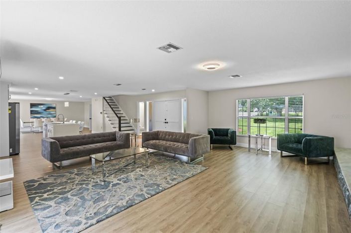 Image No.8-Propriété de 4 chambres à vendre à Orlando