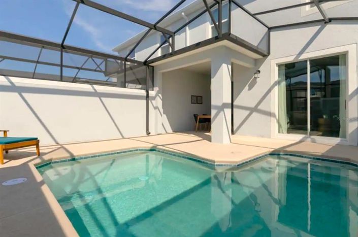 Image No.13-4 Bed Townhouse for sale