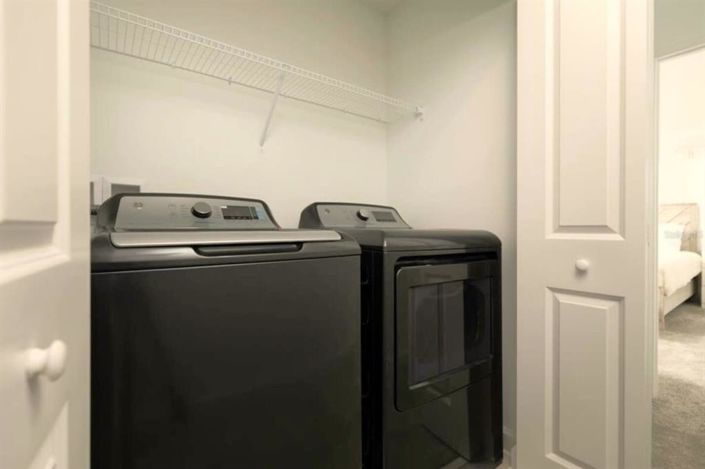 Image No.25-4 Bed Townhouse for sale