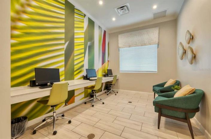 Image No.29-4 Bed Townhouse for sale