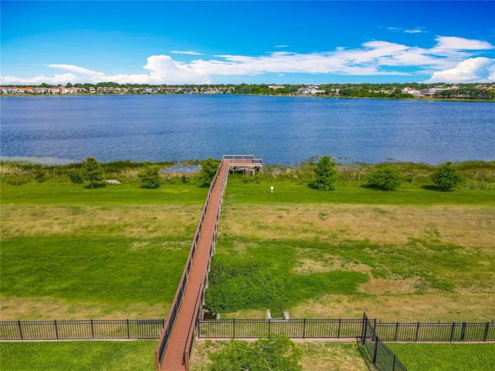 Image No.10-5 Bed Property for sale