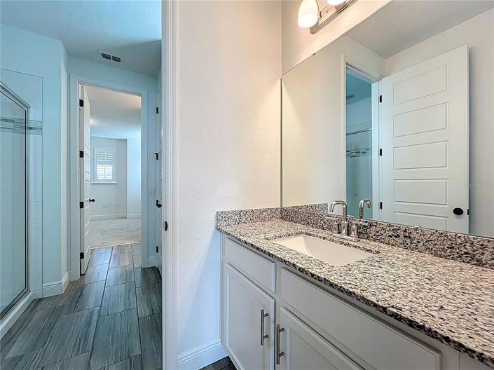 Image No.48-5 Bed Property for sale