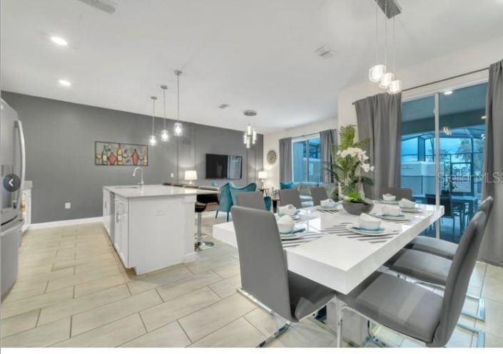 Image No.2-Maison de ville de 4 chambres à vendre à Kissimmee