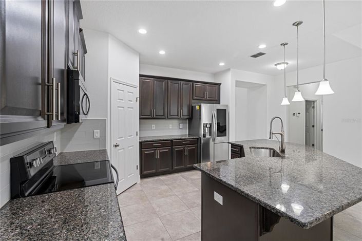 Image No.10-Propriété de 4 chambres à vendre à Kissimmee