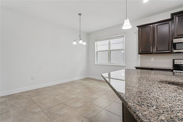 Image No.12-Propriété de 4 chambres à vendre à Kissimmee