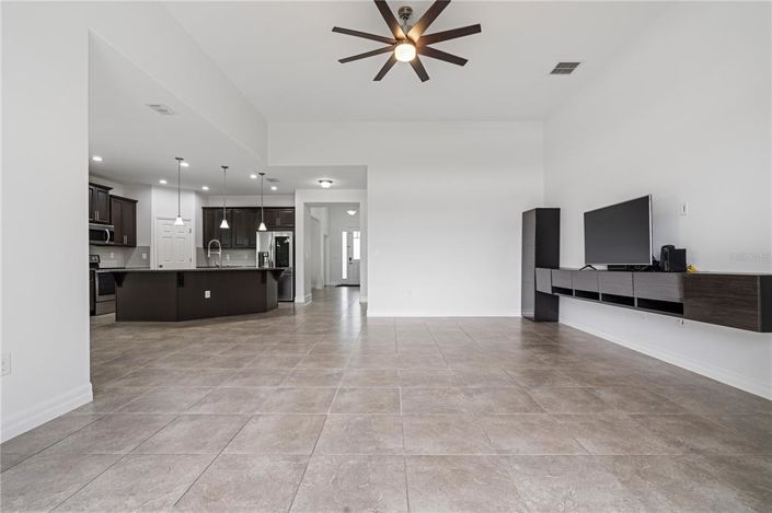 Image No.15-Propriété de 4 chambres à vendre à Kissimmee