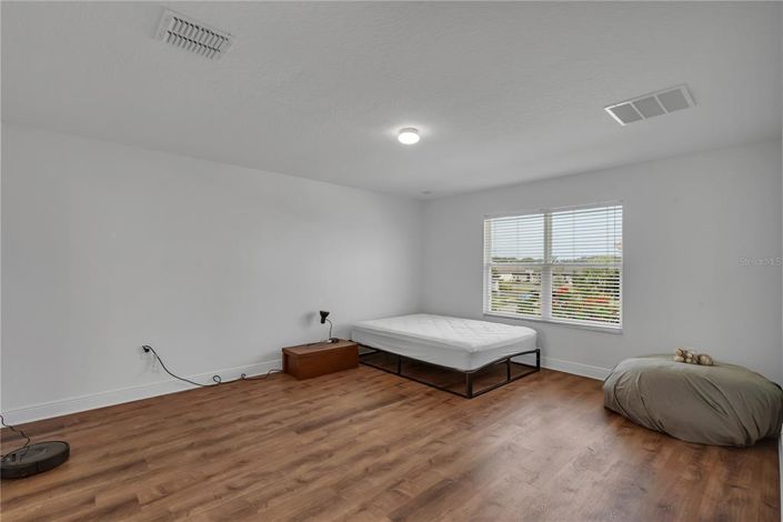 Image No.21-5 Bed Property for sale