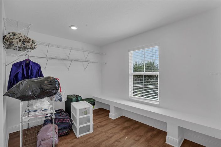 Image No.25-5 Bed Property for sale