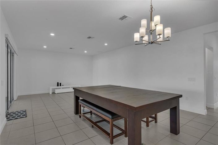 Image No.32-5 Bed Property for sale