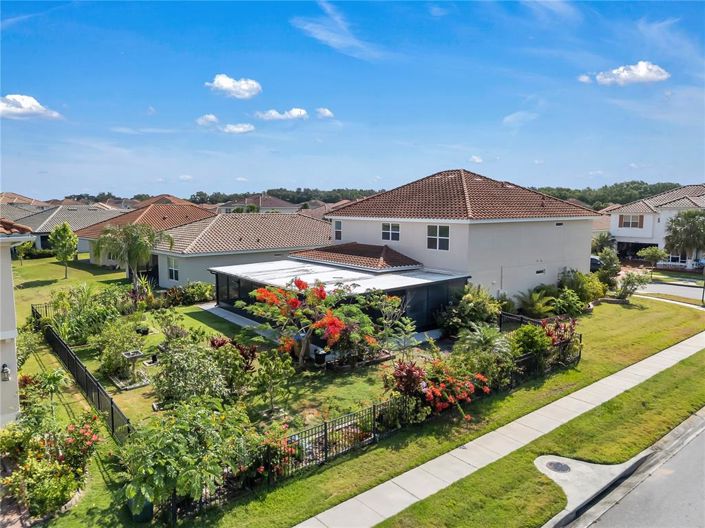 Image No.42-5 Bed Property for sale