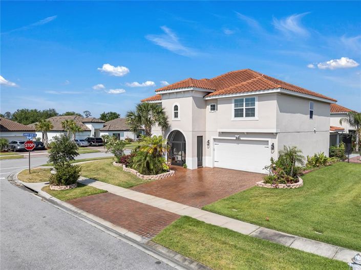 Image No.48-5 Bed Property for sale