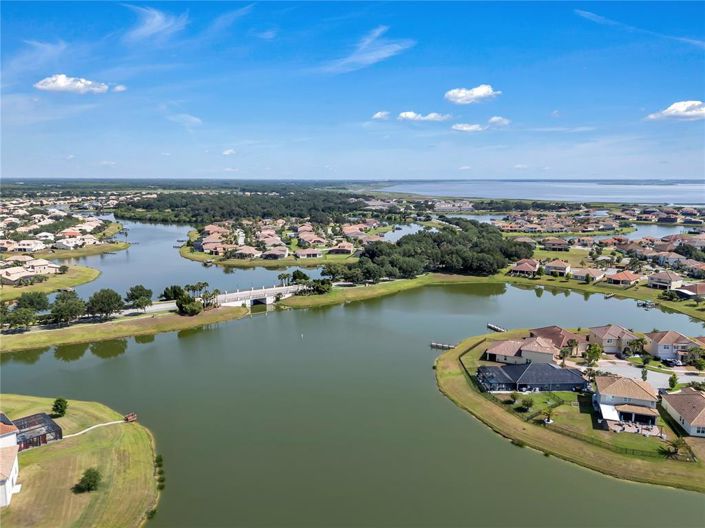 Image No.50-5 Bed Property for sale