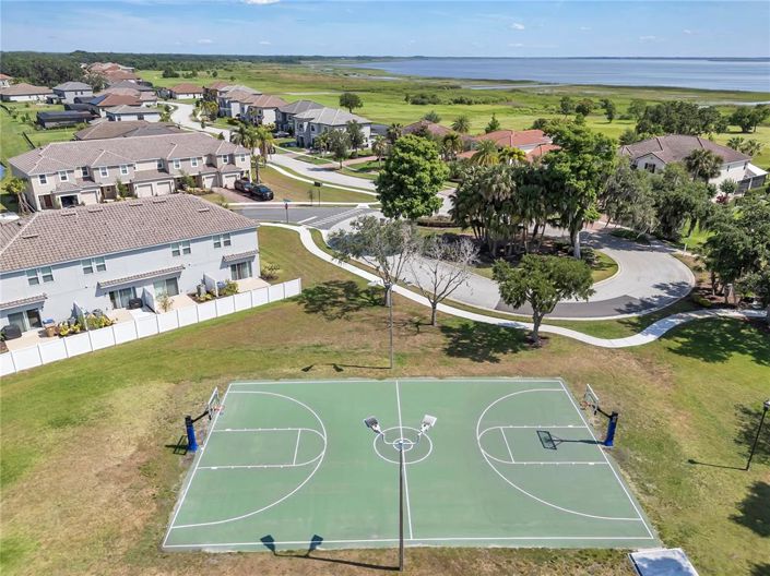 Image No.56-5 Bed Property for sale