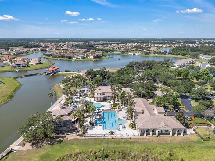 Image No.67-5 Bed Property for sale