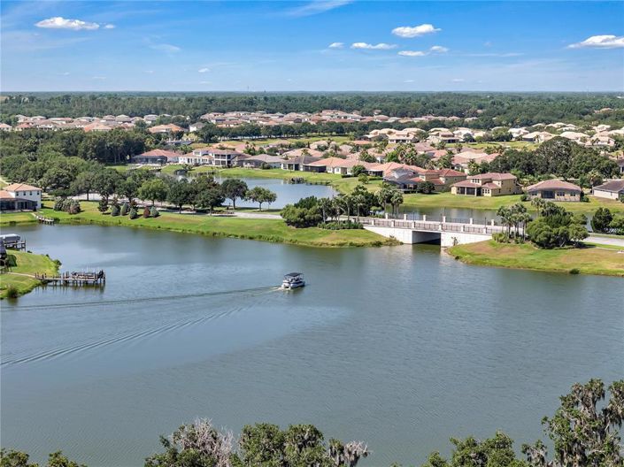 Image No.69-5 Bed Property for sale