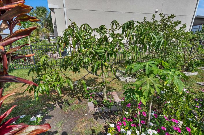 Image No.74-5 Bed Property for sale