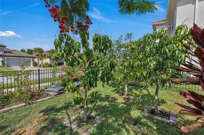 Image No.75-5 Bed Property for sale