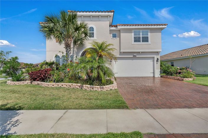 Image No.79-5 Bed Property for sale