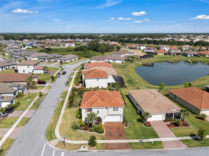 Image No.8-5 Bed Property for sale