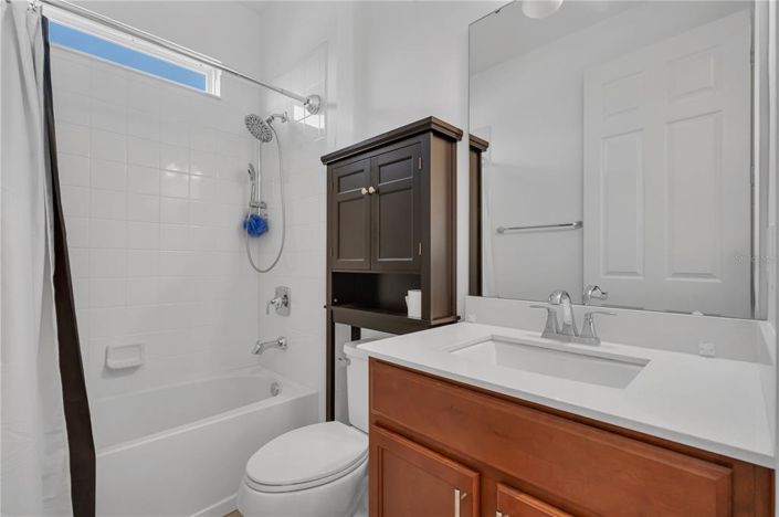 Image No.85-5 Bed Property for sale