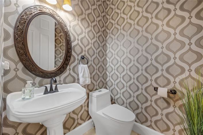 Image No.16-4 Bed Property for sale