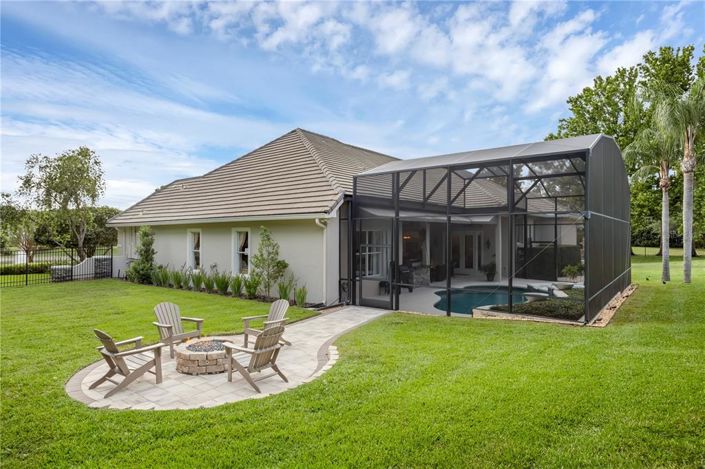 Image No.44-4 Bed Property for sale