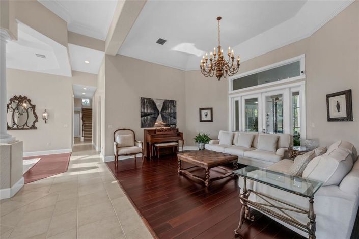 Image No.5-4 Bed Property for sale