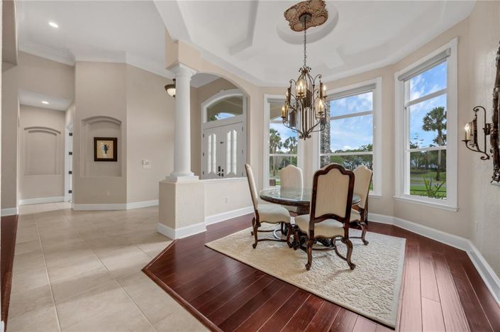 Image No.8-4 Bed Property for sale