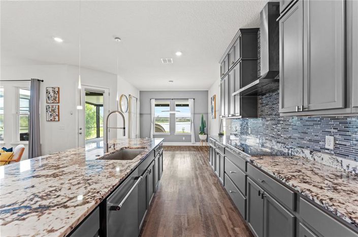 Image No.21-5 Bed Property for sale