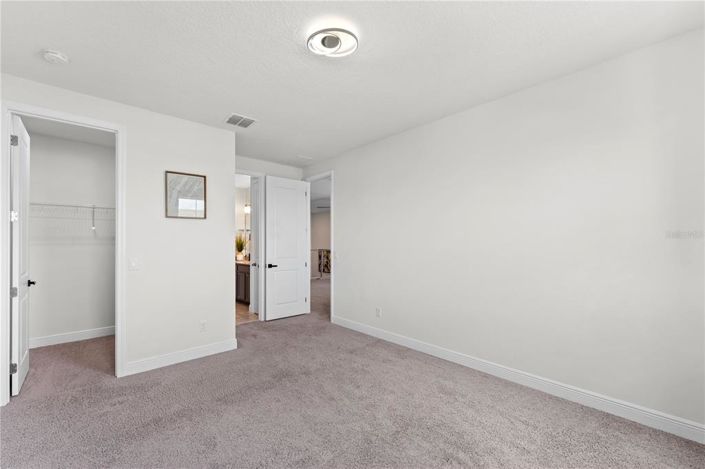 Image No.34-5 Bed Property for sale