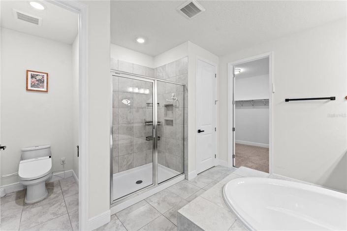 Image No.42-5 Bed Property for sale