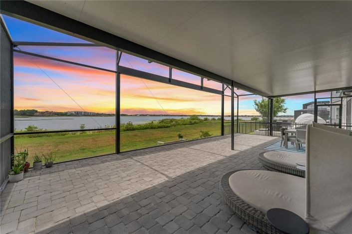 Image No.48-5 Bed Property for sale