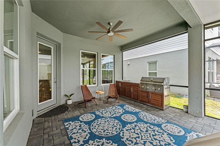 Image No.50-5 Bed Property for sale