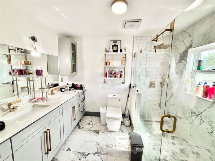 Image No.12-Propriété de 6 chambres à vendre à Kissimmee