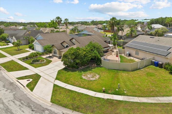 Image No.3-3 Bed Property for sale