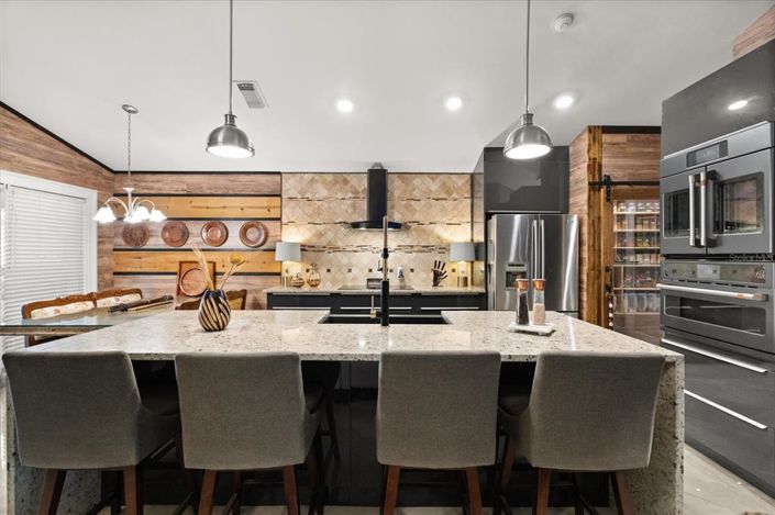 Image No.7-3 Bed Property for sale