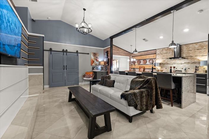 Image No.8-3 Bed Property for sale