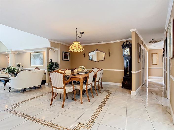 Image No.5-Propriété de 8 chambres à vendre à Orlando