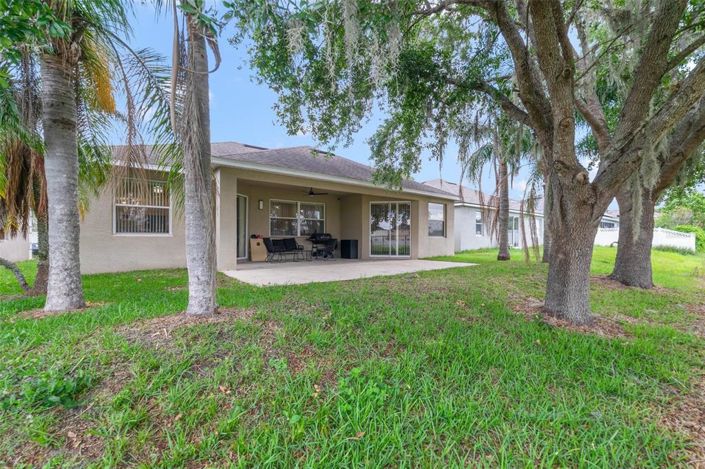 Image No.20-3 Bed Property for sale