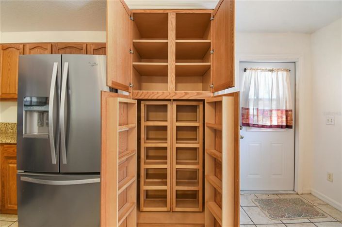 Image No.13-3 Bed Property for sale