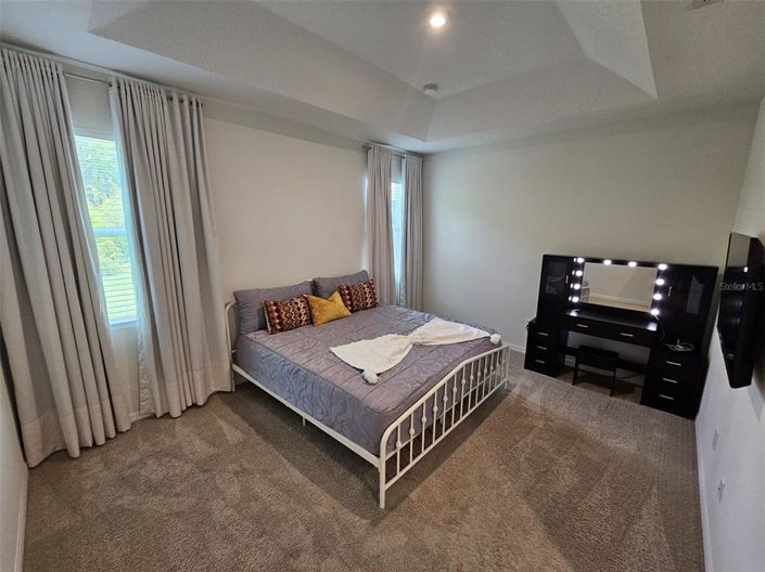 Image No.24-3 Bed Property for sale