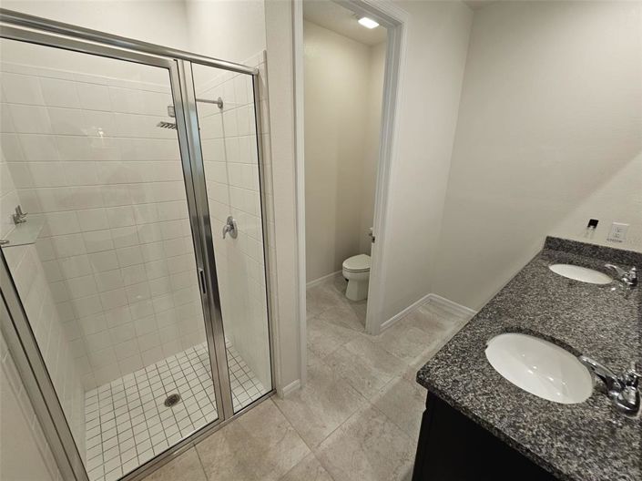 Image No.27-3 Bed Property for sale