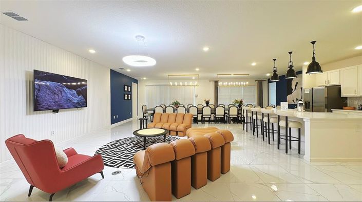 Image No.10-15 Bed Property for sale