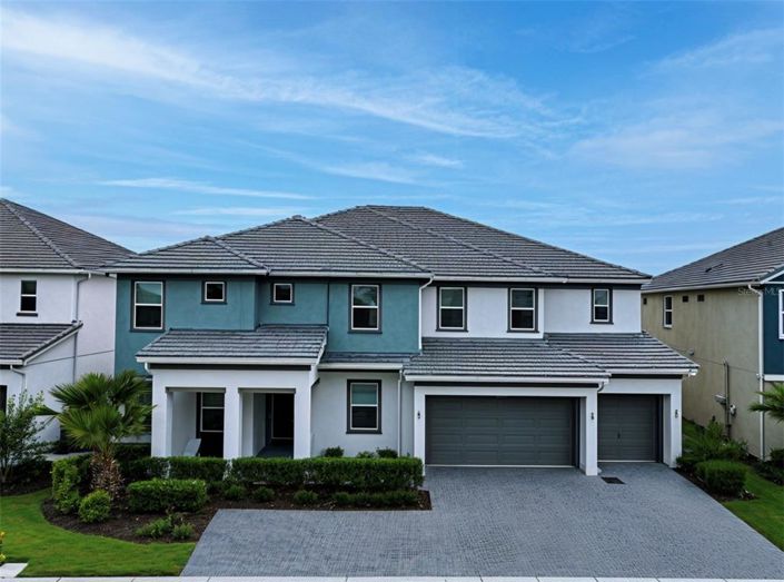 Image No.2-15 Bed Property for sale