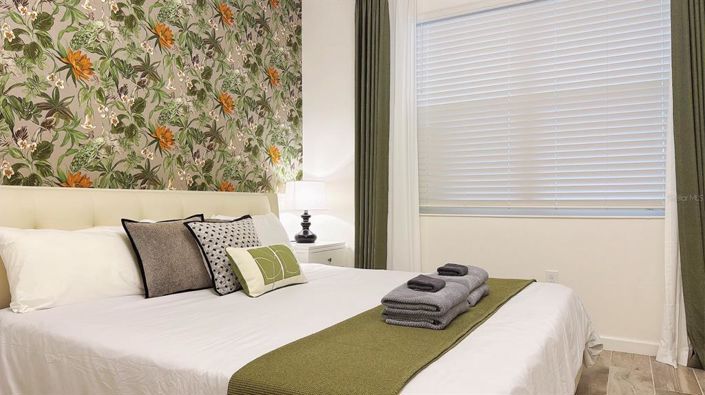 Image No.40-15 Bed Property for sale